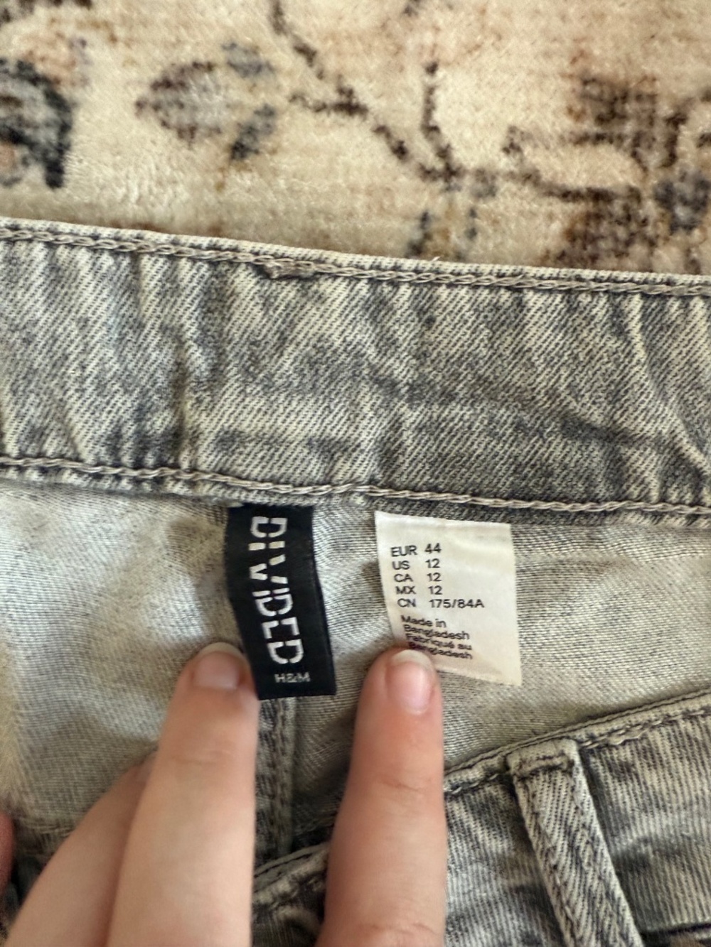 H&M Divided Grey Wide Leg Jeans in size 12 - Picture 2 of 2